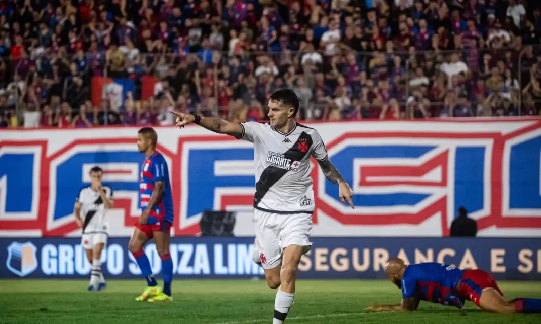 Vasco supera Marcílio Dias por 3 a 1 para avançar na Copa do Brasil