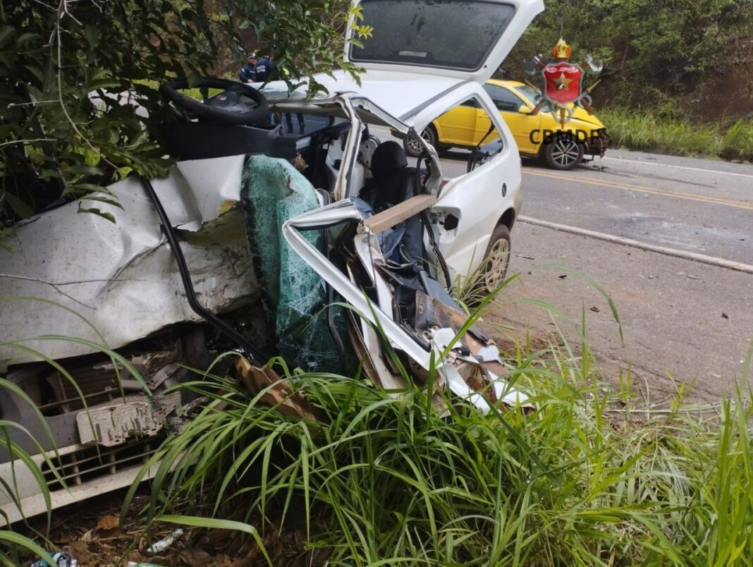 Mulher morre após colisão entre veículos na DF-190 em Santo Antônio do Descoberto