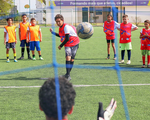 14/10/2024 - Seleção Brasileira no DF alimenta sonho de alunos do Centro Olímpico do Gama