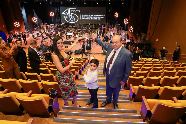 20/12/2024 - GDF reabre a Sala Martins Pena e oficializa licitação da segunda etapa do restauro do Teatro Nacional